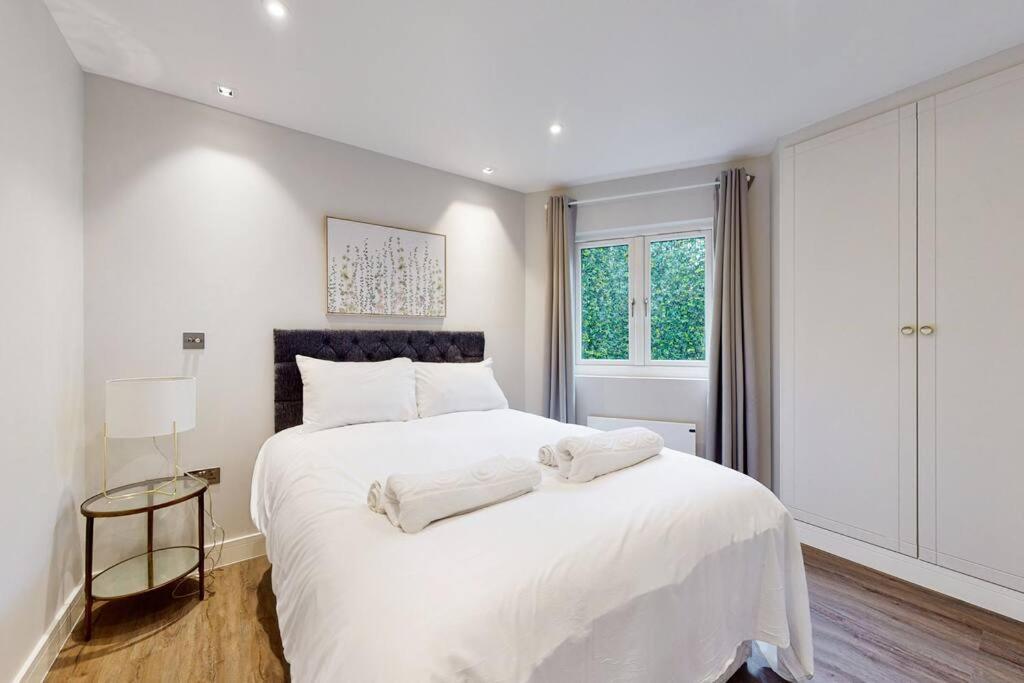 Elegant 2Bed Flat 10Min To Wimbledon Tennis Courts Londra Exterior foto